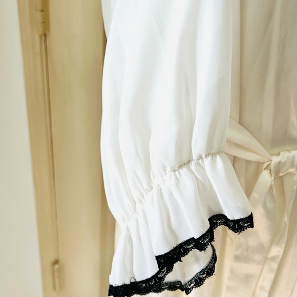 Oscar de la Renta Pink Label Robe. - Picture 6 of 7